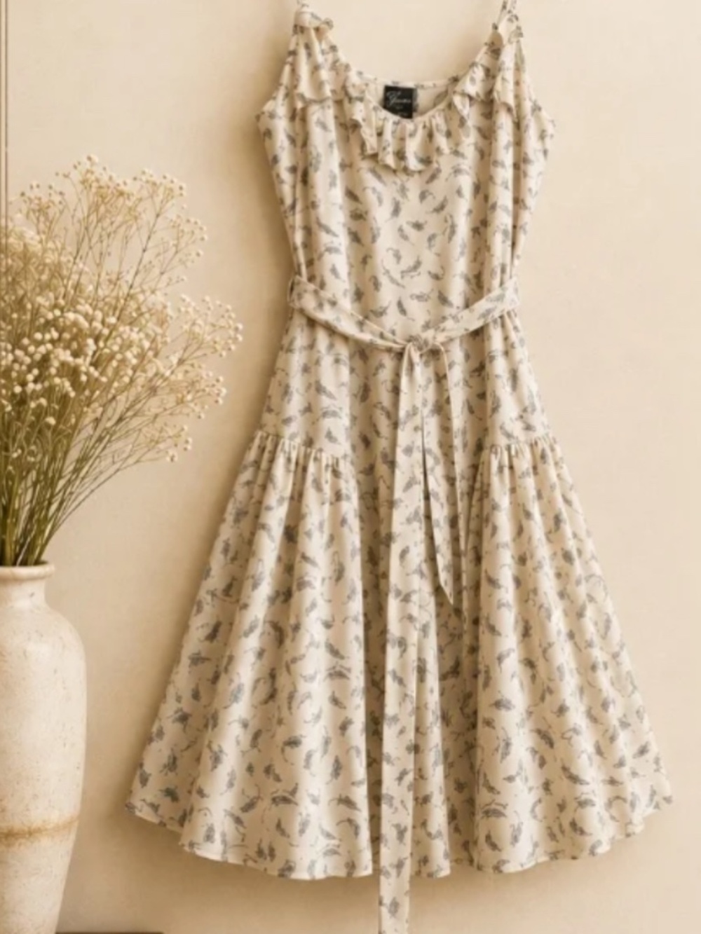 Vintage Guess Los Angeles Feather Print Dress Size 7 Ruffle Cottagecore Y2K